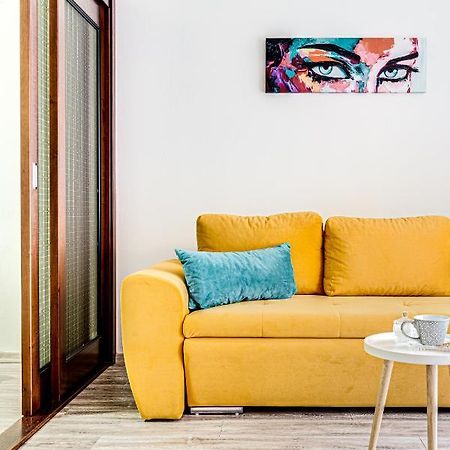 Ari Blue Apartment Ared In Kaufland Complex アラド エクステリア 写真