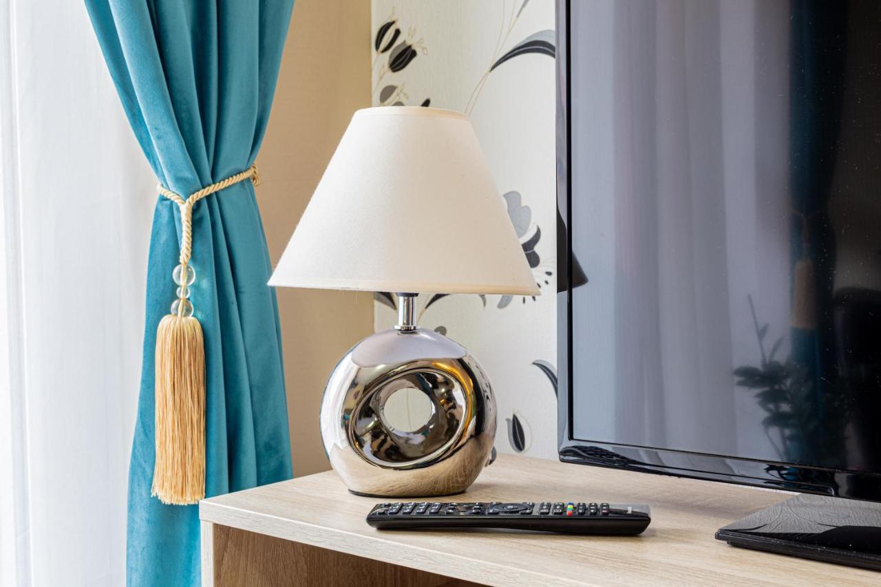 Ari Blue Apartment Ared In Kaufland Complex アラド エクステリア 写真