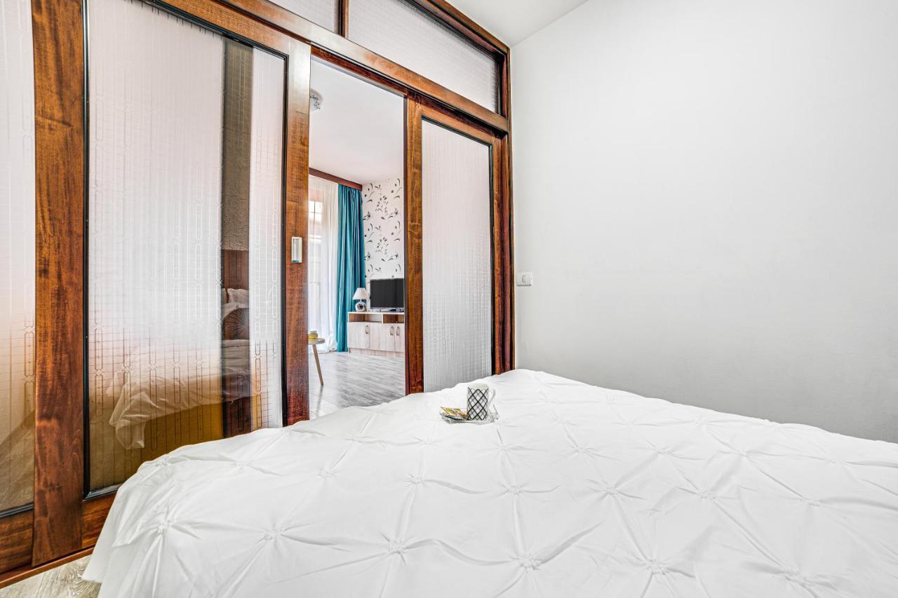 Ari Blue Apartment Ared In Kaufland Complex アラド エクステリア 写真