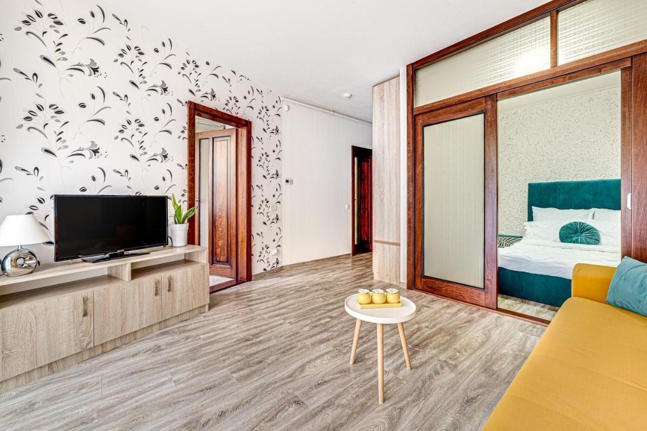 Ari Blue Apartment Ared In Kaufland Complex アラド エクステリア 写真